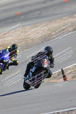 media/Feb-05-2023-Classic Track Day (Sun) [[c35aca4a42]]/Group 2/session 4 turn 4/